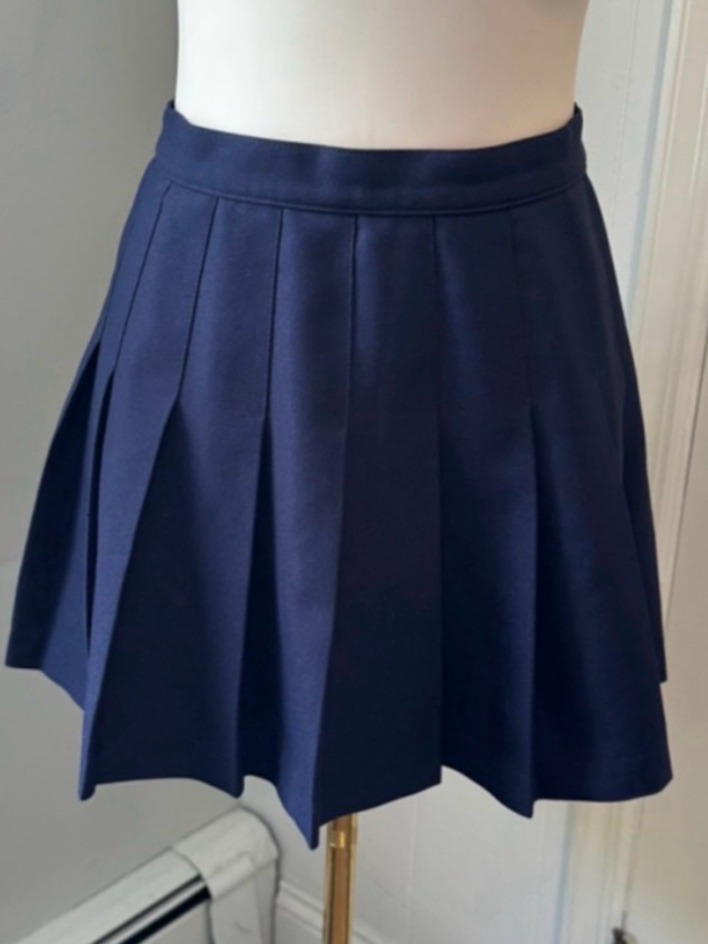 American Apparel Navy Blue Pleated Tennis Mini Skirt | Size Medium